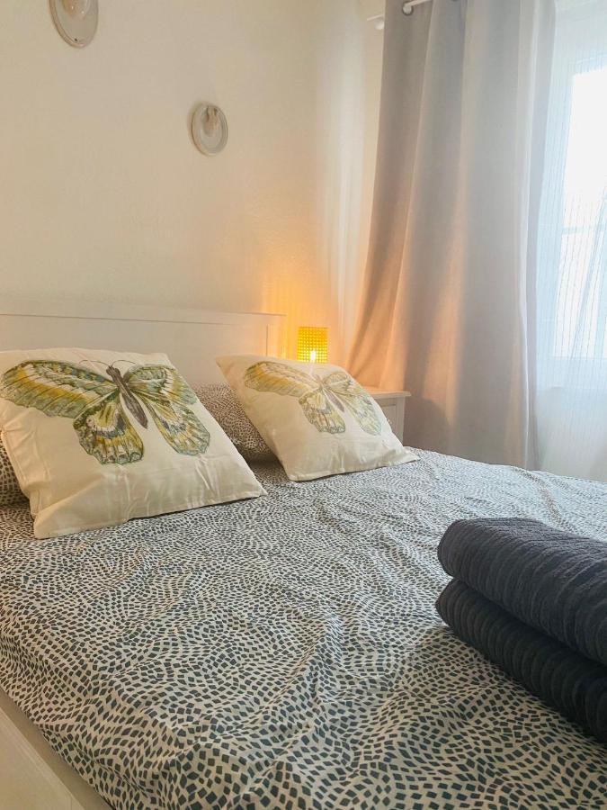 Joli Appartement Intra-Muros Avignon Extérieur photo