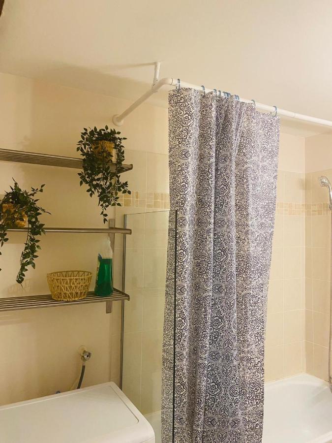 Joli Appartement Intra-Muros Avignon Extérieur photo